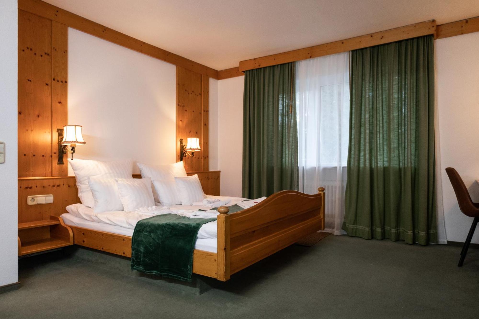 Hotel Zum See, Titisee 外观 照片